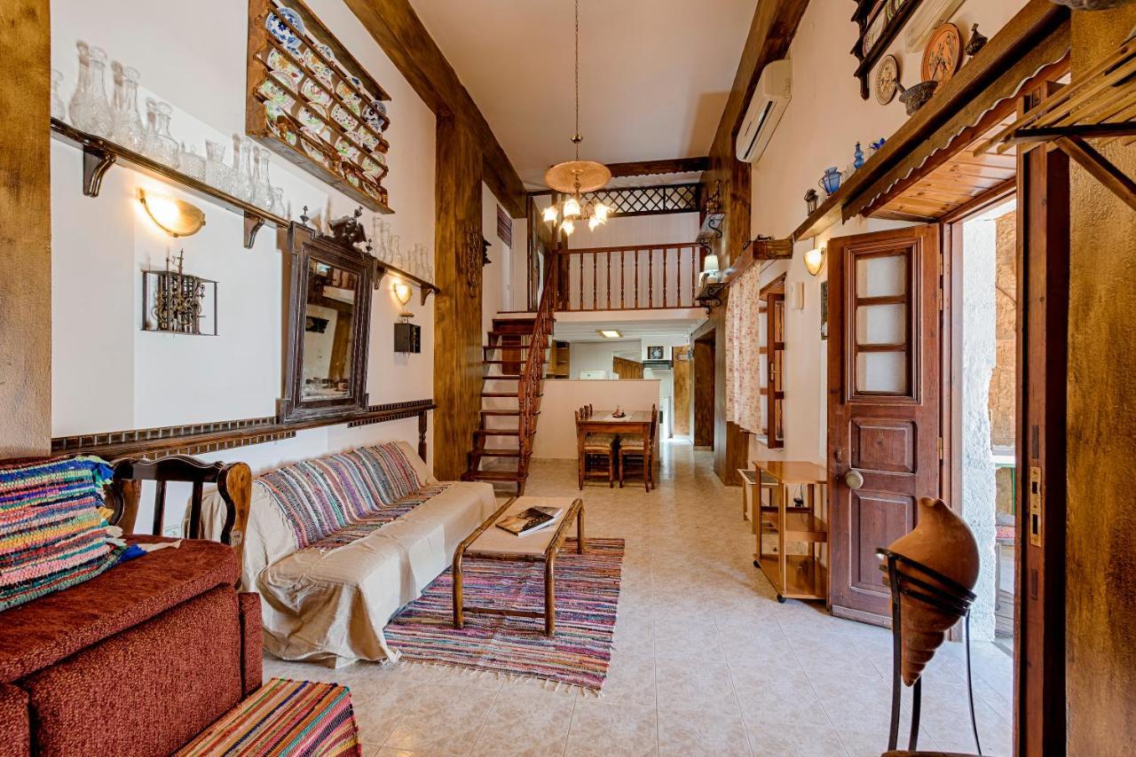 Malona Village Hara'S Traditional Detached House In Malona מראה חיצוני תמונה
