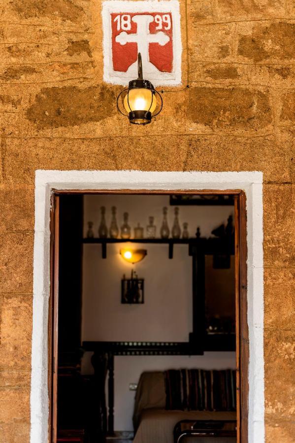 Malona Village Hara'S Traditional Detached House In Malona מראה חיצוני תמונה